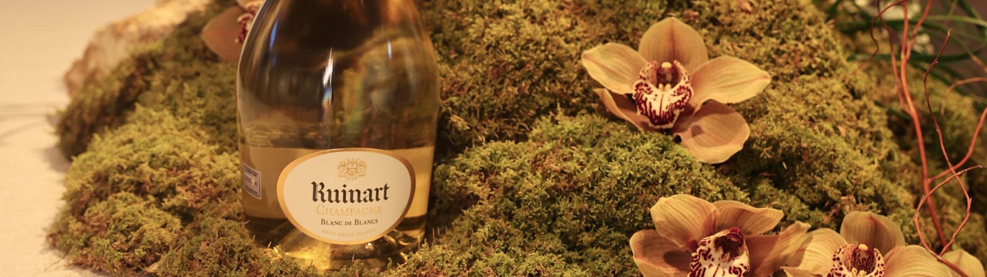 Modo de Vida - Ruinart celebra el arte de vivir con Cristina Córdova y su obra "Marea"