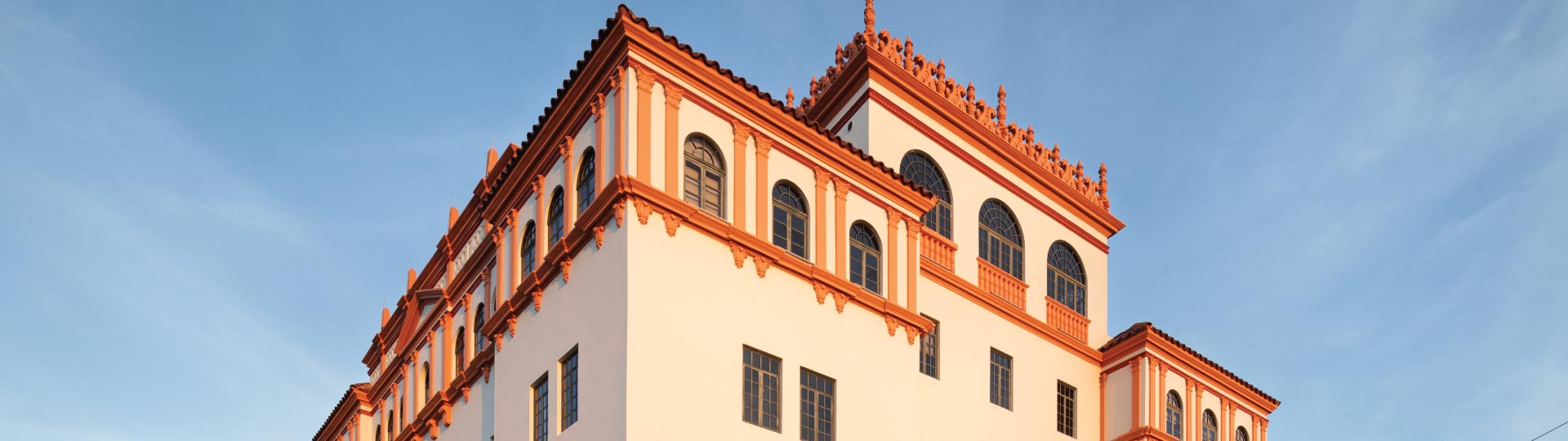 El Medical Arts Building: una joya del Revival Español renace en Puerta de Tierra